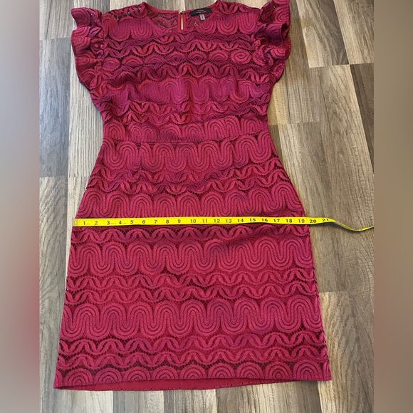 Trina Turk Mai-Tai Ruffle-Sleeve Lace Sheath Dress, Cranberry SZ 8 - Picture 14 of 16